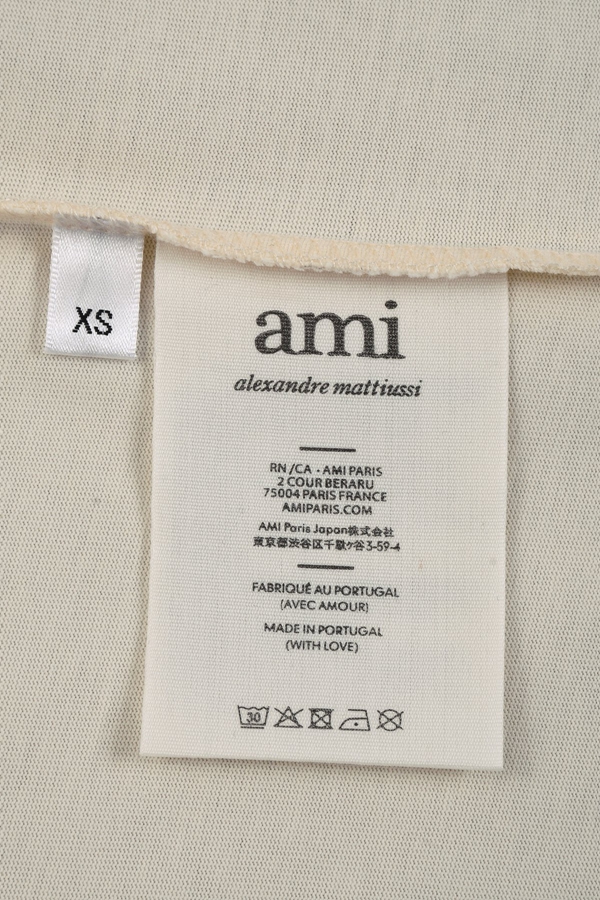 ブランドTシャツ角部分ディテール